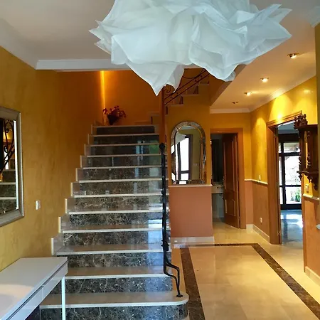 Chalet Padre Llanos * Βαγιαδολίδ