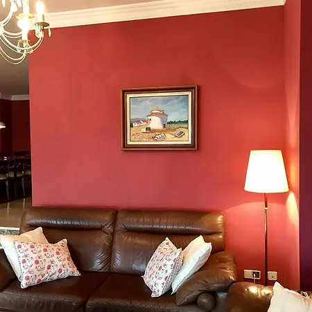 Chalet Padre Llanos * Βαγιαδολίδ